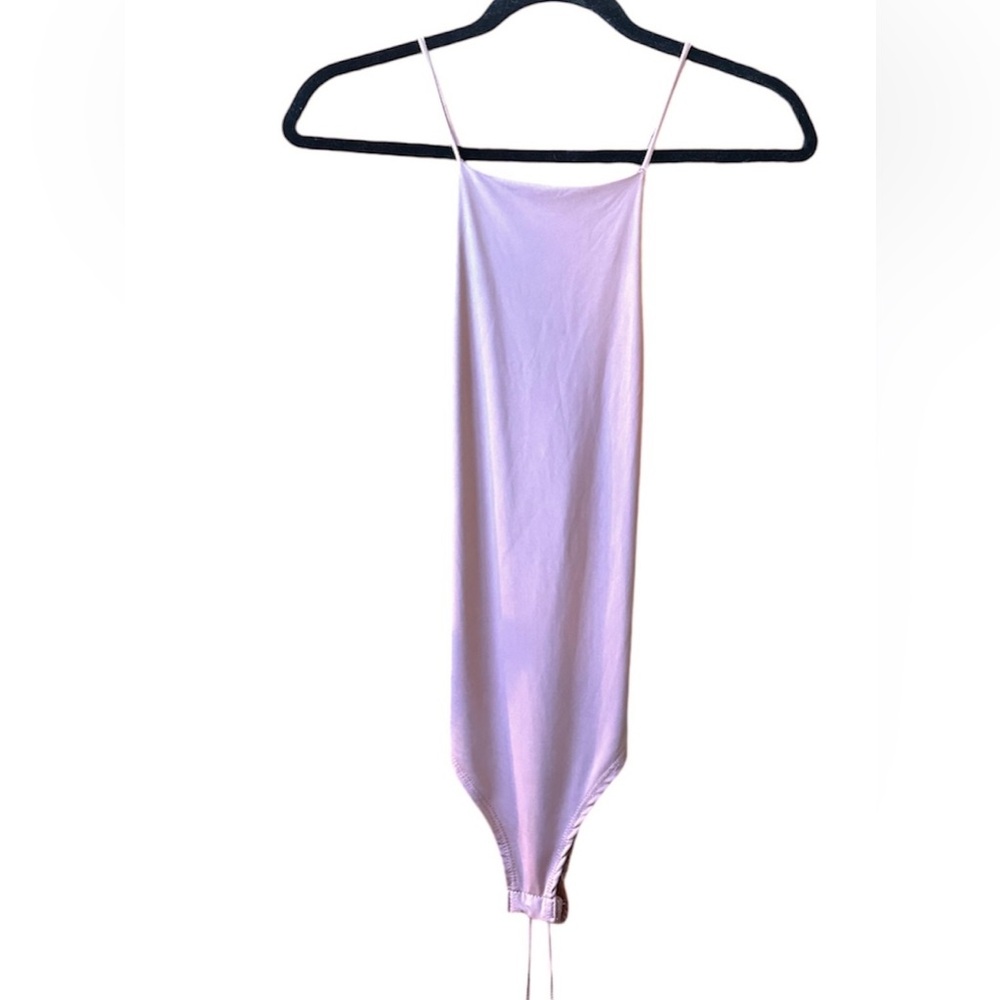 Lulus lace up back mauve/pale rose/taupe bodysuit—never worn, size M NWOT